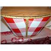 Image 4 : Vintage Red & White Checkered Picnic Basket