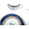 Image 9 : Real Old Willow England Booths A8025 Dishes