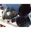 Image 4 : *Blue Sterilite tote with kitchen containers, coffee maker, blender, waffle maker, electric wok - (w