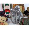 Image 2 : home decor - aluminum? penguins, teddy bears, wall decor