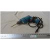 Image 4 : makita 3/8 electric drill - working
