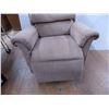 Image 2 : *Electric Recliner / Lift chair - working