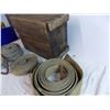Image 2 : Old wooden crate with 3 vintage tie straps