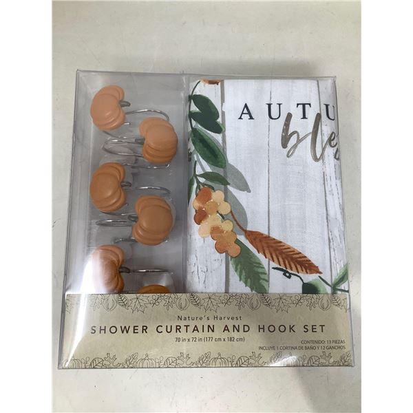Nature's Harvest Curtain and Hook Set (70in x 72in)