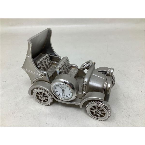 Circa Decorative Jalopy Clock