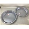 Image 4 : Bee & Willow (2-10in Pie Pans)