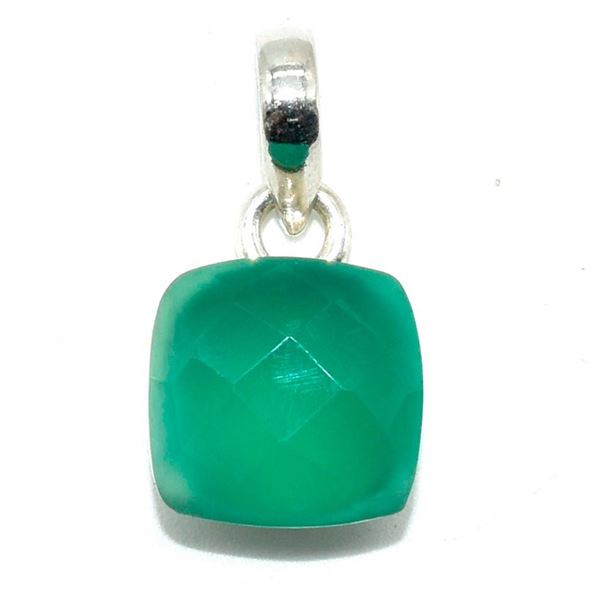 Silver Green Onyx (5.45ct) Hand Made Pendant (~weight 3.4g)