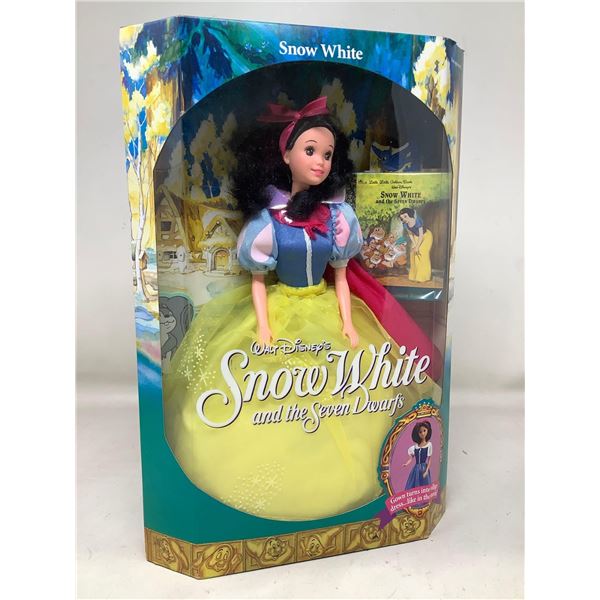 Walt Disney Snow White and The Seven Dwarfs