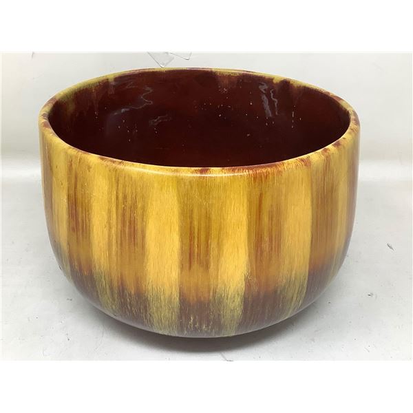 Vintage Blue Mountain Pottery Canada-  Large Bowl