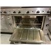 Image 4 : Quest double oven gas range - 8 burner top cooktop with griddle  and salamander
