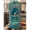 Image 2 : Degree Men 24 Hour Antiperspirant X6