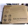 Image 1 : Kids Air Mattress with Hand Pump
