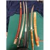 Image 1 : 3 SWORDS