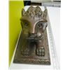 Image 2 : WOOD CARVING OF THE LION SIGNED BY B. MALCHI