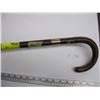 Image 2 : LEATHER CANE WITH 9KT GOLD WRAP, MISSING SMALL PIECE OF LEATHER.