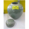 Image 2 : GREEN GINGER JAR WITH LID, LID HAS SMALL CHIP