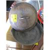 Image 2 : CAST FRY PAN WITH McCULLEY DUTCH OVEN CAST LID