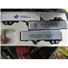 Image 2 : 2 3 PACKS OF HO SCALE SEMI TRAILERS FOR TRAIN CARS
