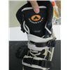 Image 2 : 27 SNOWBOARD WITH AIRWALK BOOTS & BINDINGS