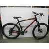 Image 1 : GIANT TALON, 29" WHEELED MOUNTAIN BIKE