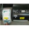 Image 2 : 2 TORQUES PAPER TOWEL DISPENSERS & HAND SOAP DISPENSER