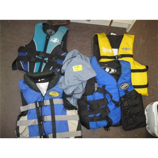 4 LIFE JACKETS & A FIRST AID KIT