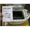 Image 2 : BLACK & DECKER ALL IN ONE AUTOMATIC BREAD MAKER