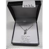 Image 2 : LADIES 10kt 20" CHAIN & 14kt PENDANT WITH 3 DIAMONDS