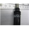 Image 2 : PAIR OF LONG HANDLED GRIPPERS