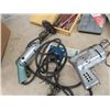 Image 3 : 2 Power Drills, Air Powered Die Grinder, Punches, Drill Bits, Screw Bit Sets