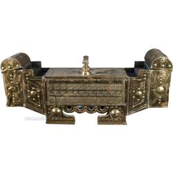 Embossed Brass Shoe Shine Portable Stand