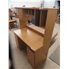 Image 2 : Home Computer Desk w Hutch 59" x 48" x 22"