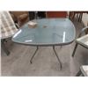 Image 2 : (WP) Patio Table 38" x 38"  & 4 Chairs w Cushions & Umbrella & Stand