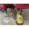 Image 2 : 3 Porc Lady Lamps