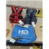 Image 1 : 2 New Hydrodynamic Life Jackets W Bag New Adult Size