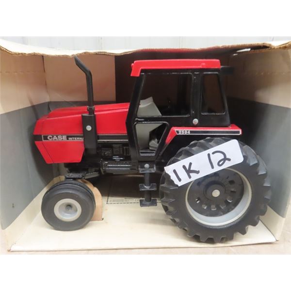 Ertl Die Cast Cse IH 2594 Tractor in Box 1/16 Scale