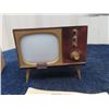 Image 2 : Tiny TV S & P Set w Original Box & Instructions
