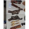 Image 3 : 16 Wooden Tribal Masks & Statues