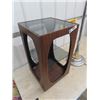 Image 2 : 3 Tier End Table/ Stand & Floor Lamp 25.5" x 14.5" x 14.5"