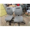 Image 1 : 2 Swivel Office Chairs