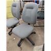 Image 2 : 2 Swivel Office Chairs