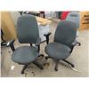 Image 1 : 2 Swivel Office Chairs