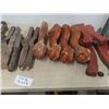 Image 1 : 25 Wooden End Table Legs, Bannisters