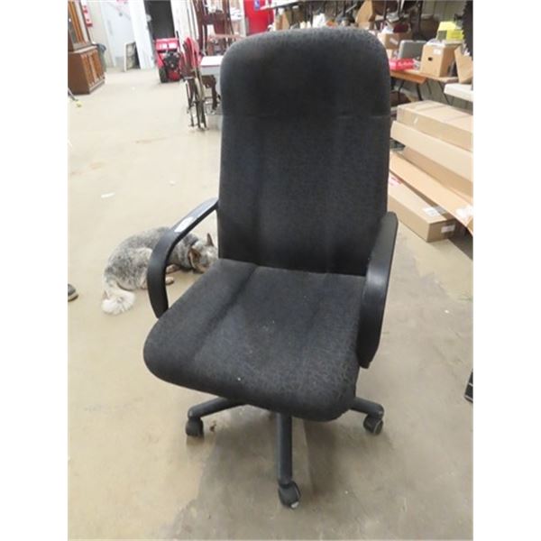 Swivel Office Chair