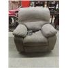 Image 2 : Leather Power Recliner