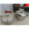 Image 3 : (FU) Vintage Pepsi Pation Umbrella, Tackle Box & Net Coleman Heater, Popcorn Maker, Fire Extinguishe