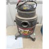 Image 2 : (FU) Construction Heater & 4 GAL Shop Vac