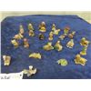 Image 1 : (WH) Approx 25 Wade Tea Figurines