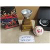 Image 2 : (WH) Wpg Goldeyes, Replica of Championship Trophy, Baseball Glass Ornament