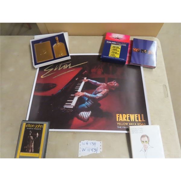 (WH) 3 Elton John DVD's Collectible Wallet & Poste